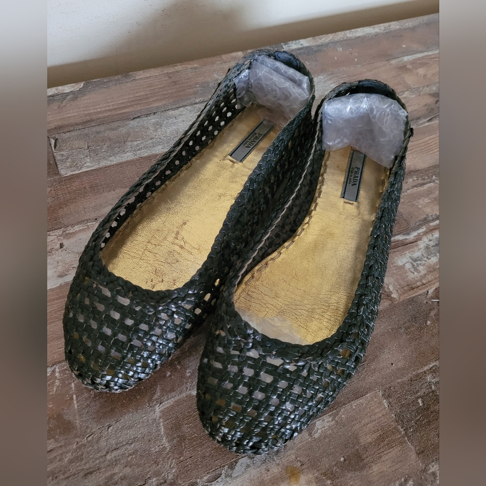 Prada Black Woven Flats - Picture 2 of 9